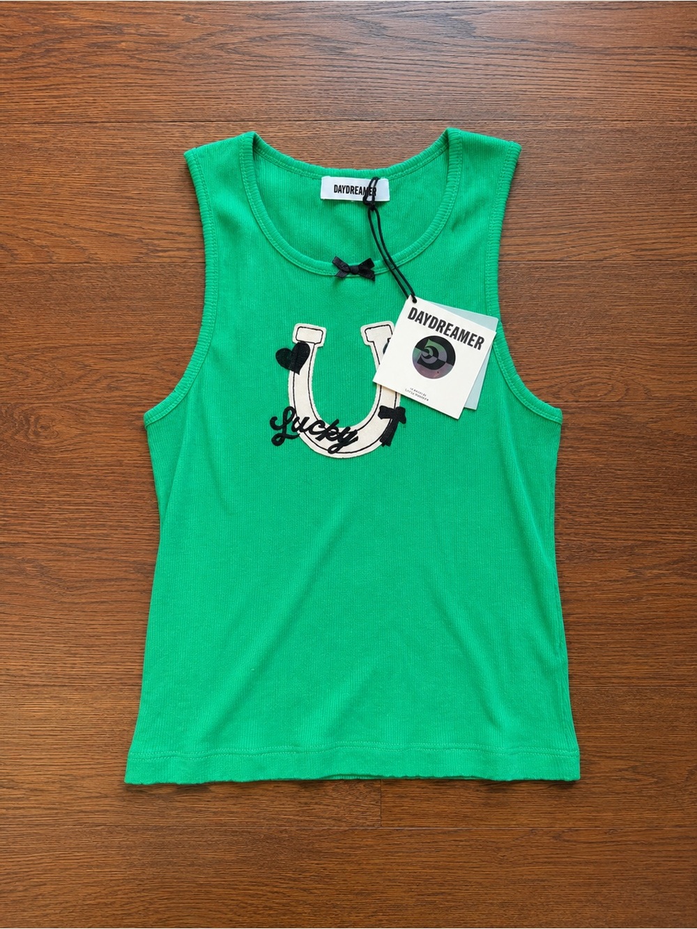 Daydreamer Green Tank Top with Horseshoe Graphic Sz M NWT
